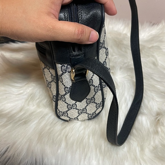 100% Authentic Gucci vintage web sherry line crossbody - Picture 3 of 14